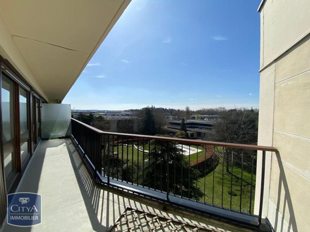 EXCLUSIVITÉ - APPARTEMENT 3 PIÈCES AVEC BALCON À louer :....