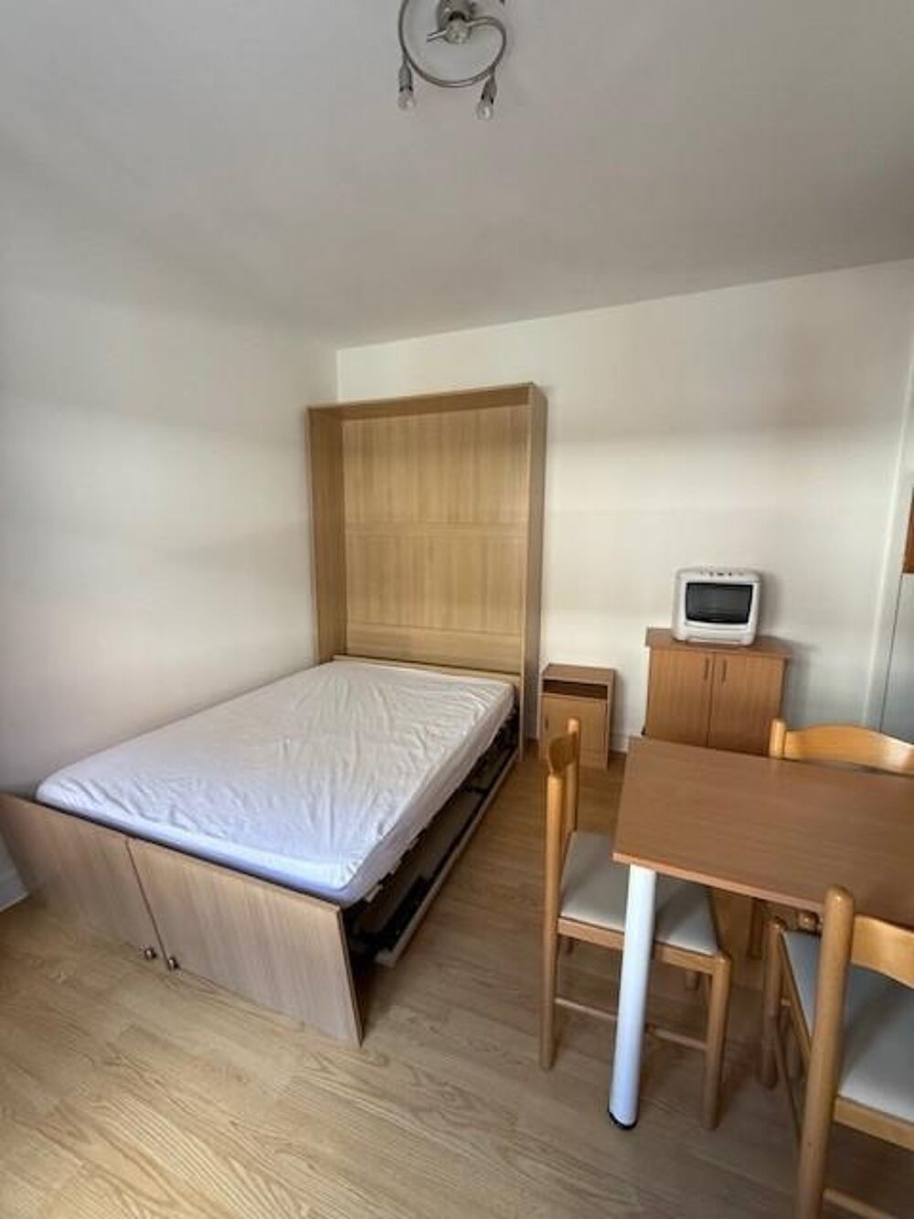 location Appartement - 1 pièce(s) - 17 m² Charnay-lès-Mâcon (71850)