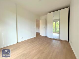  Appartement à louer 2 pièces 42 m²