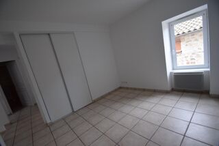  Maison à louer 4 pièces 82 m²