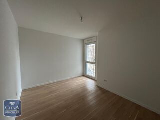  Appartement � louer 4 pi�ces 76 m�
