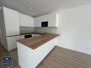  Appartement à louer 4 pièces 93 m²