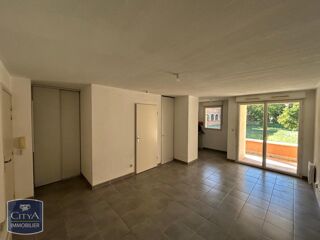  Appartement à louer 2 pièces 42 m²