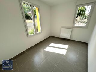  Appartement à louer 3 pièces 60 m²
