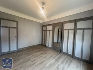  Appartement à louer 2 pièces 57 m²