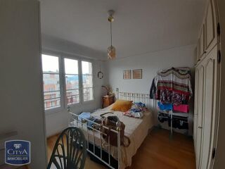  Appartement à louer 4 pièces 111 m²