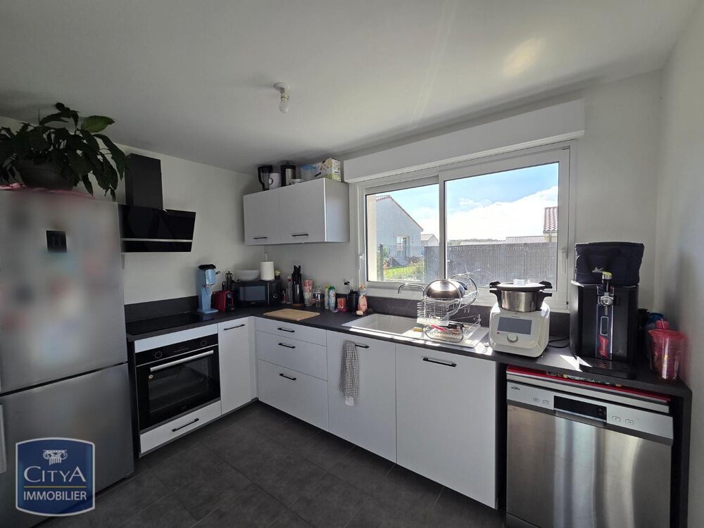 location Maison - 5 pièce(s) - 111 m² Vic-le-Comte (63270)