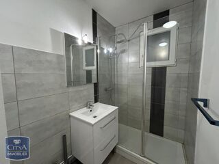  Appartement à louer 3 pièces 68 m²