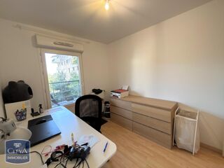  Appartement � louer 4 pi�ces 83 m�