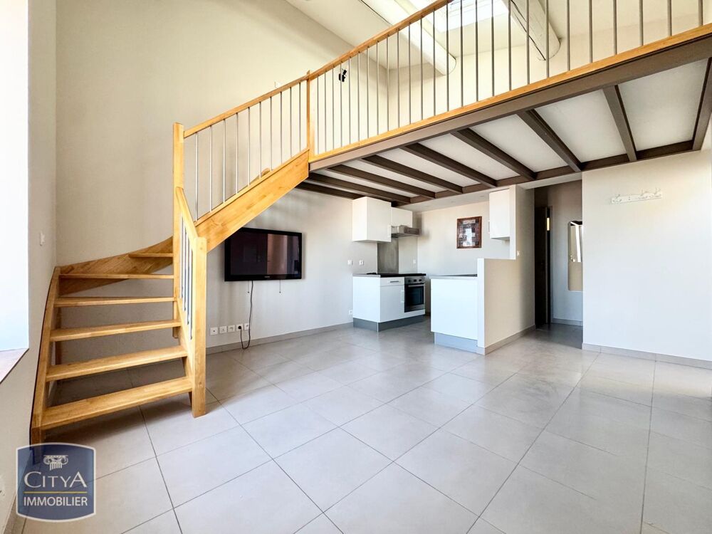 À LOUER : Appartement T2 Bis Duplex avec Terrasse à Nîme....