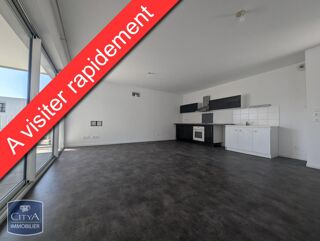  Appartement à louer 4 pièces 89 m²