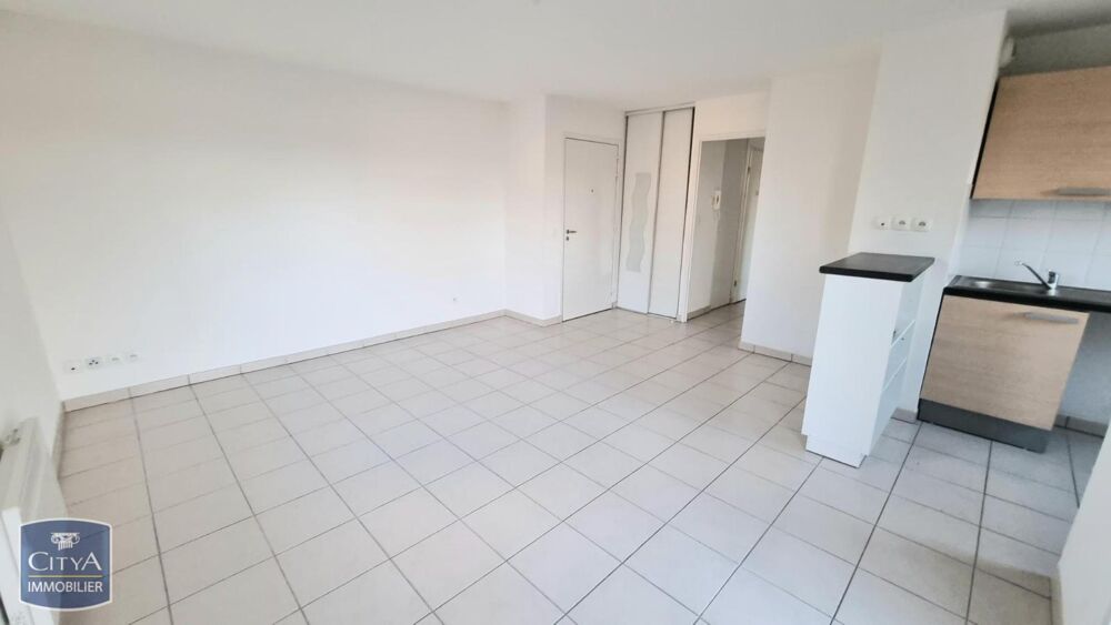 location Appartement - 3 pièce(s) - 53 m² Peschadoires (63920)