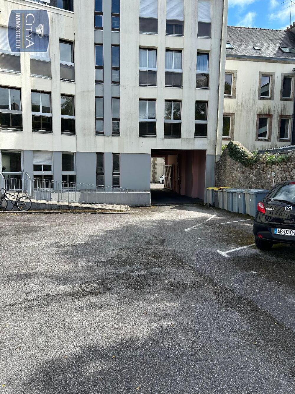 location Parking / Garage Quimper (29000)