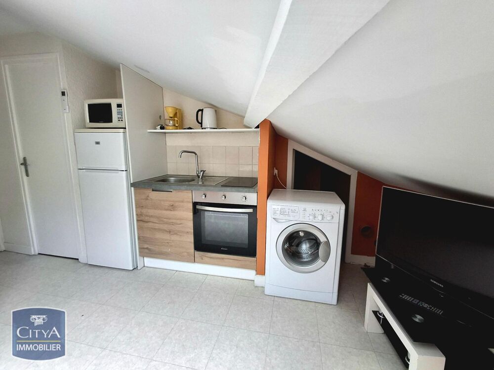 À LOUER : Appartement situé 15 place des Bughes à Clermo....