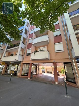  Parking / Garage � louer 
