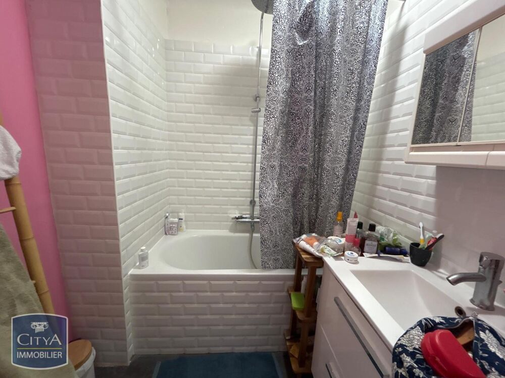 À LOUER : Appartement T3 à Clermont-Ferrand, situé au coe....