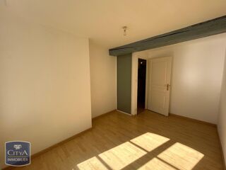  Appartement à louer 3 pièces 85 m²