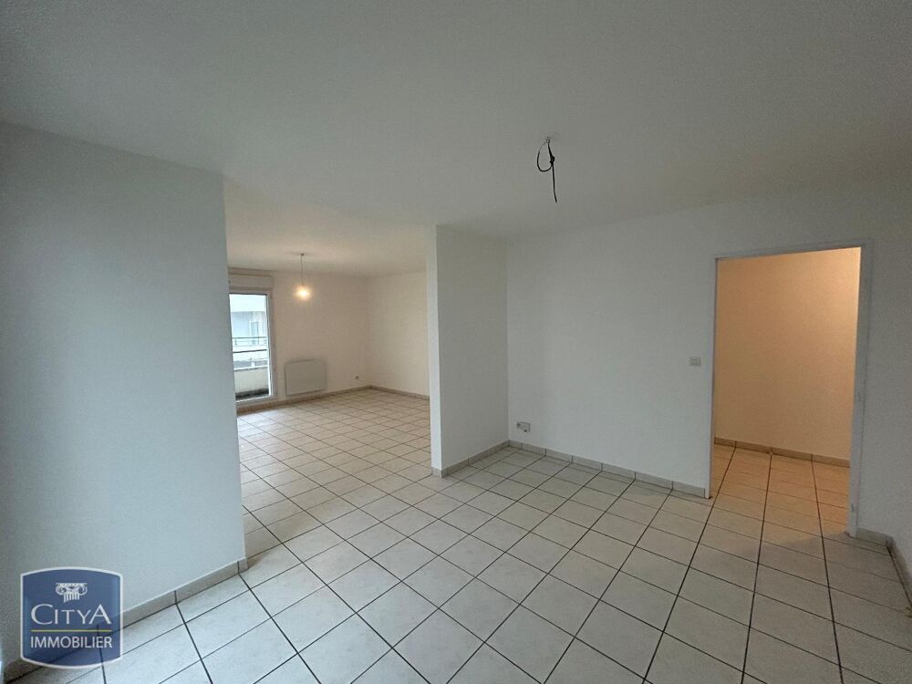 location Appartement - 3 pièce(s) - 96 m² Saint-Cyr-sur-Loire (37540)