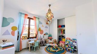  Appartement à louer 4 pièces 82 m²