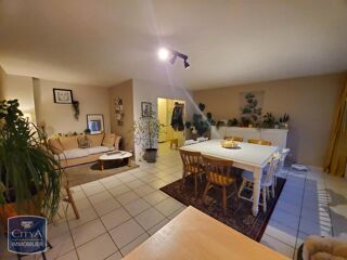  Appartement à louer 3 pièces 77 m²