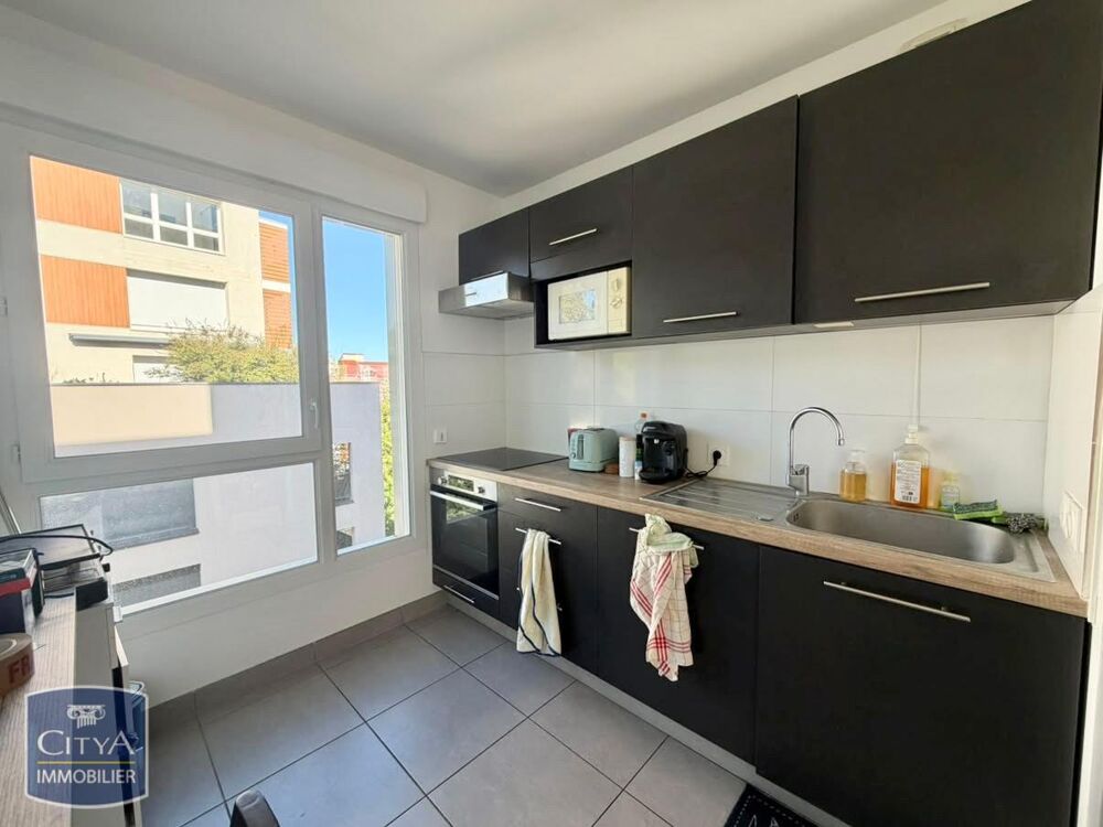 location Appartement - 2 pièce(s) - 46 m² Lyon 8