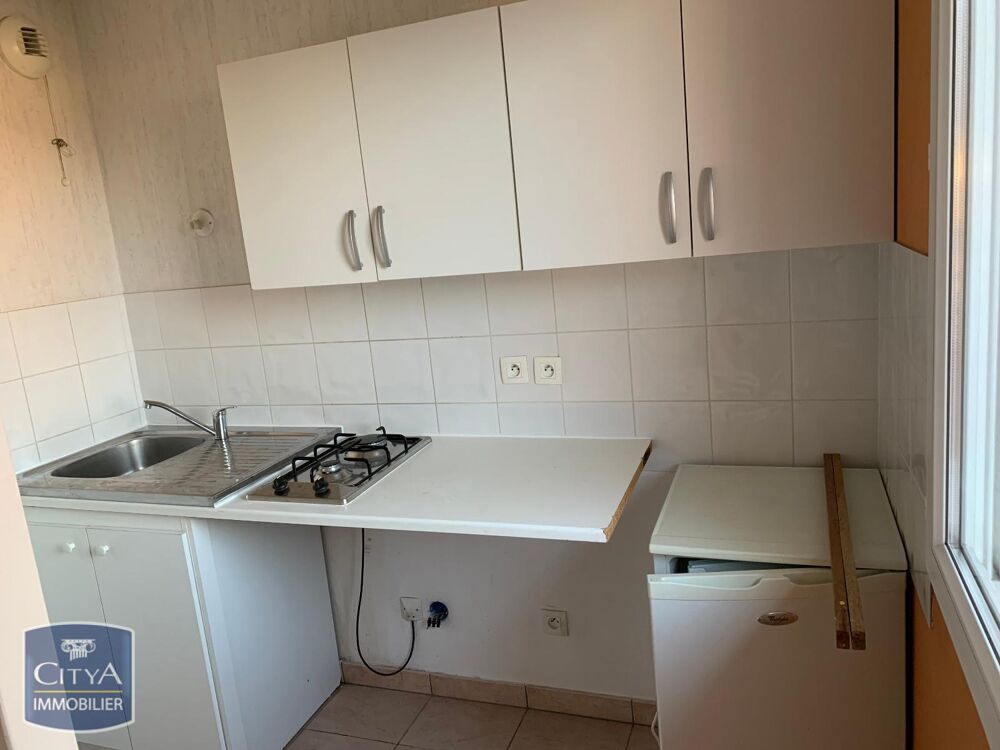 À louer : à proximité de la gare, T2 bis de 51,75 m² à B....