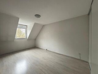  Appartement � louer 5 pi�ces 120 m�