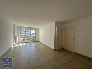  Appartement à louer 2 pièces 47 m²