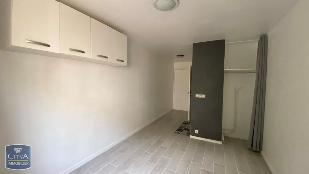 location Appartement - 1 pièce(s) - 18 m² Noisy-le-Grand (93160)