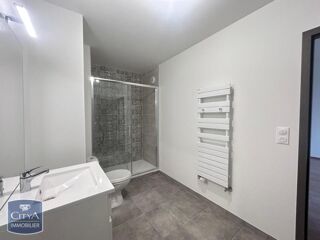  Appartement à louer 2 pièces 49 m²