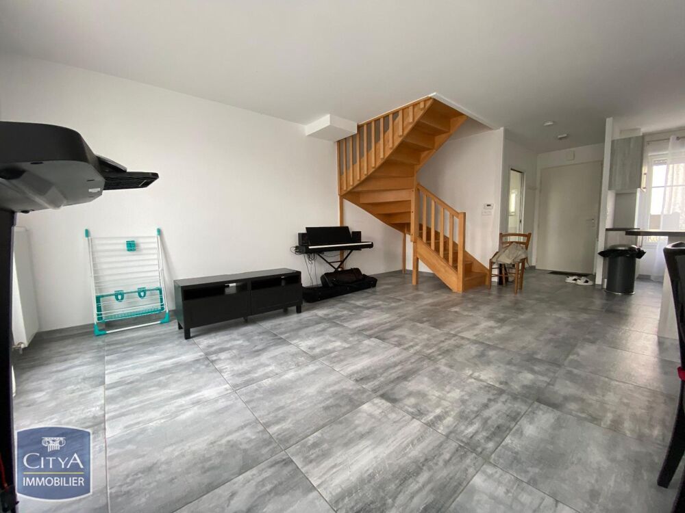 location Maison - 4 pièce(s) - 80 m² Saclay (91400)