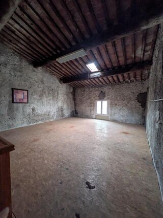  Parking / Garage � louer 