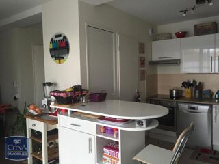  Appartement à louer 3 pièces 61 m²