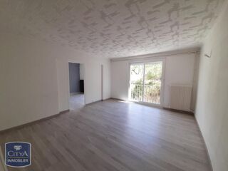  Appartement à louer 3 pièces 65 m²
