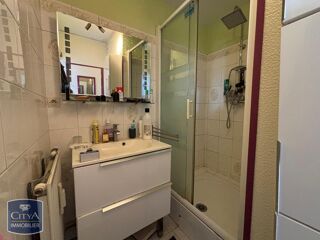  Appartement à louer 1 pièce 44 m²