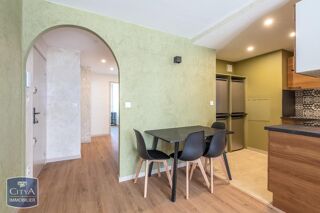  Appartement à louer 5 pièces 79 m²