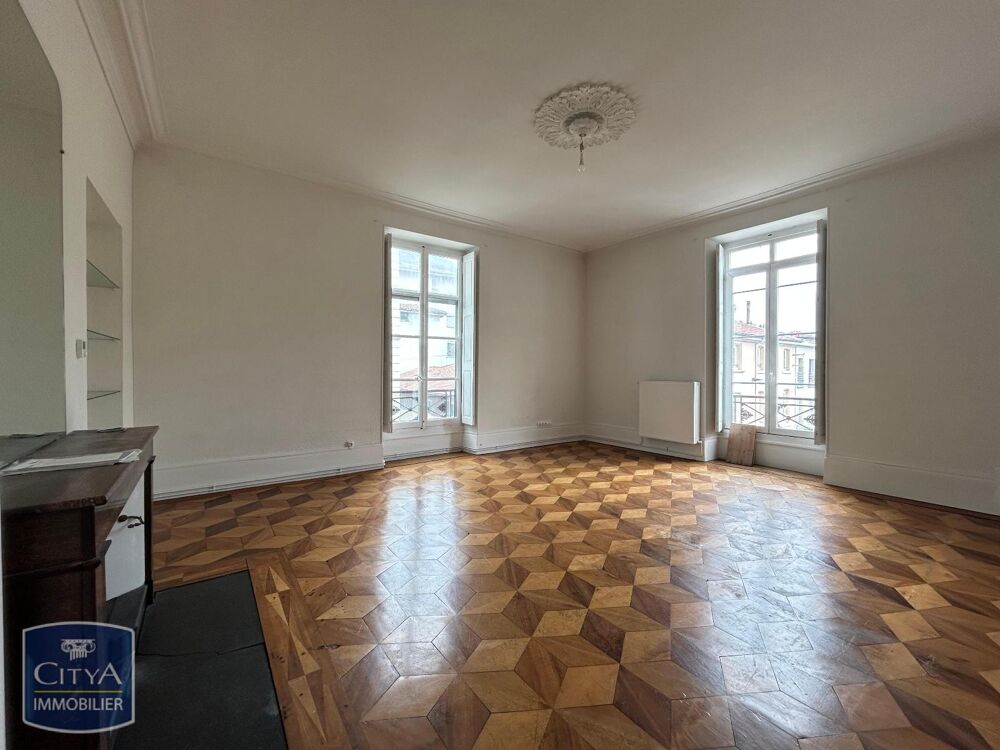 À LOUER : Appartement T2 situé à Grenoble, dans le quart....