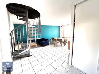  Appartement à louer 3 pièces 63 m²
