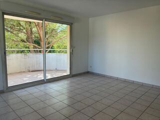  Appartement à louer 3 pièces 63 m²