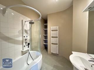  Appartement � louer 4 pi�ces 134 m�