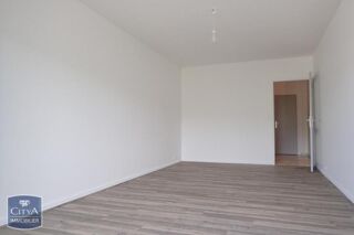  Appartement à louer 2 pièces 55 m²