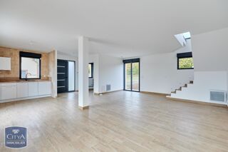  Maison à louer 4 pièces 108 m²
