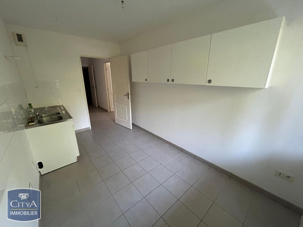 À LOUER : Appartement récent T3 situé à Saint-Avertin. C....