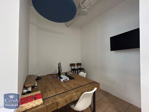   Location / Local Commercial 