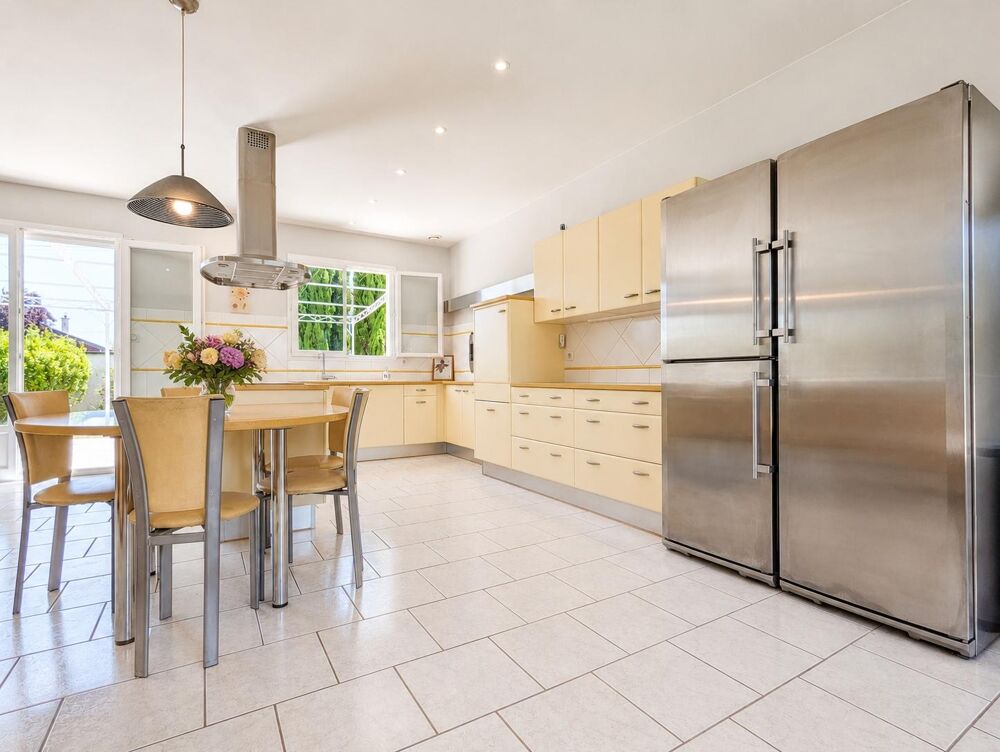 vente Maison - 4 pièce(s) - 132 m² Décines-Charpieu (69150)
