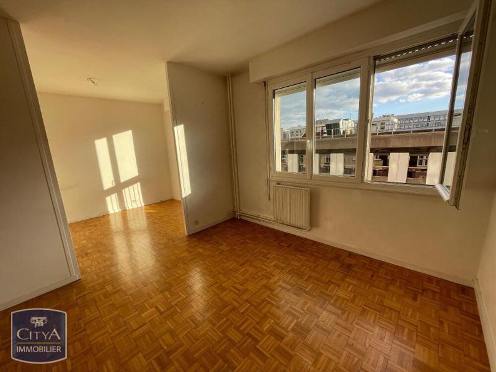 Hyper centre - À LOUER : Appartement rénové T3 situé en ....
