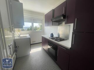  Appartement à louer 4 pièces 69 m²