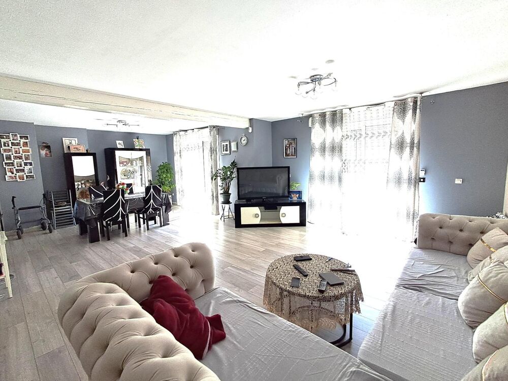 MAISON 2 APPARTEMENTS DECINES CENTRE - Exceptionnel au c....