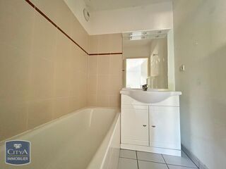  Appartement à louer 2 pièces 36 m²