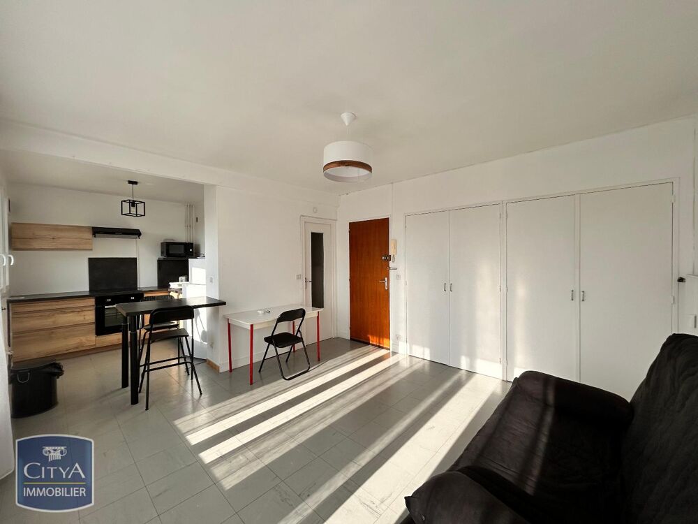 location Appartement - 1 pièce(s) - 27 m² Laval (53000)